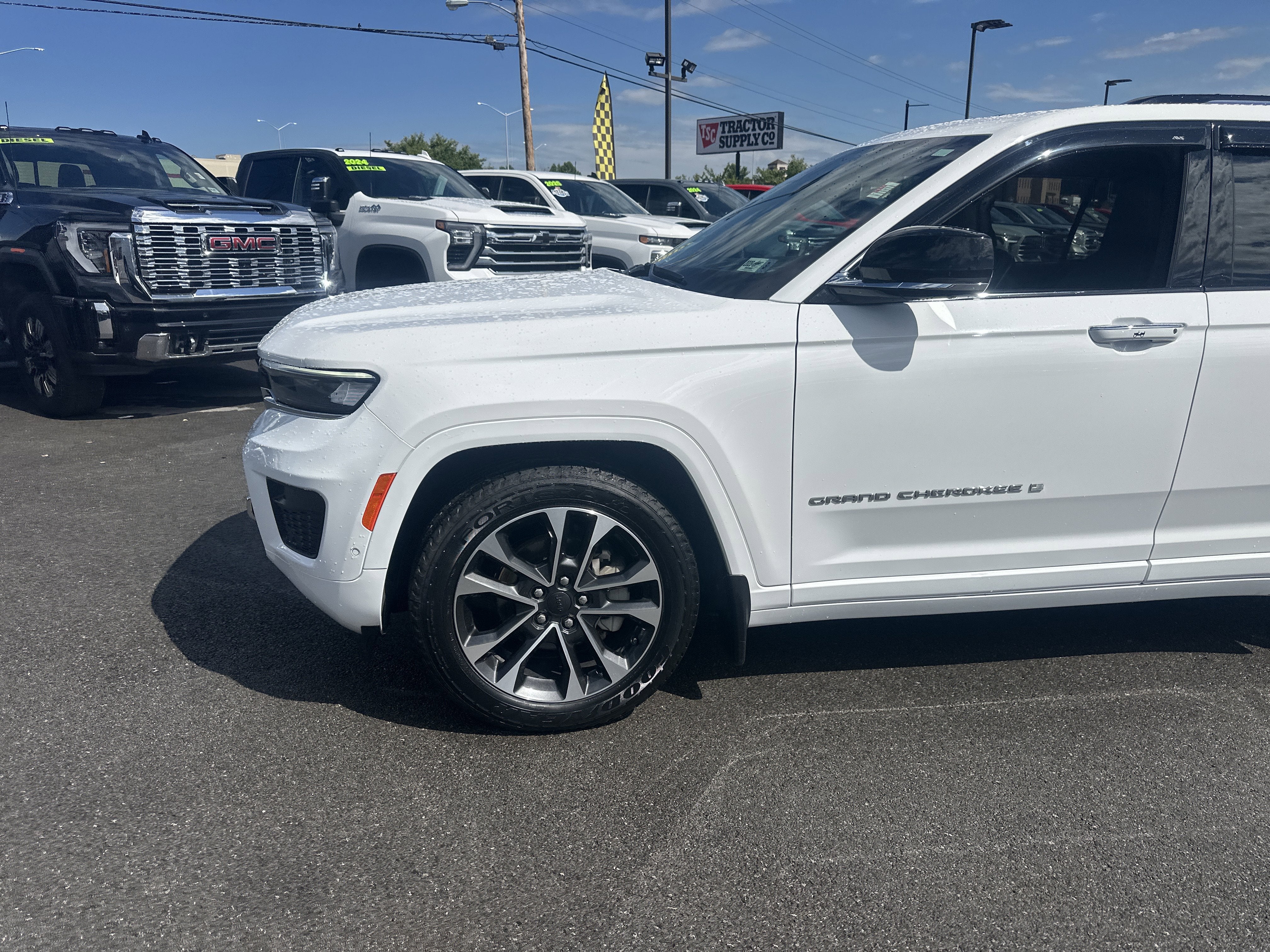2023 Jeep Grand Cherokee Overland