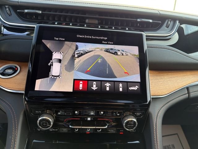 2025 Jeep Grand Cherokee L Summit Reserve