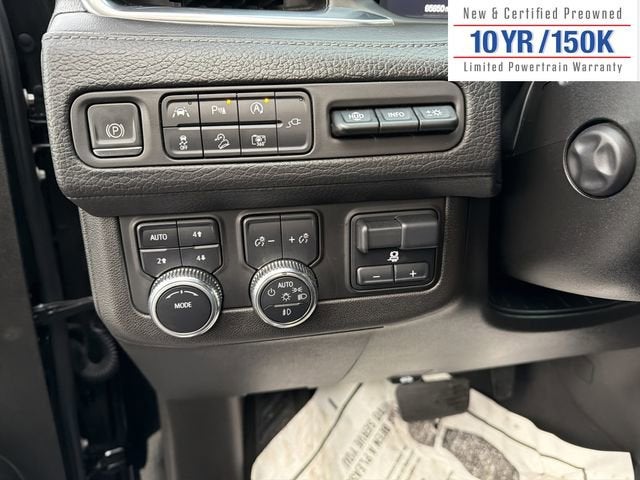 2022 GMC Yukon XL Denali