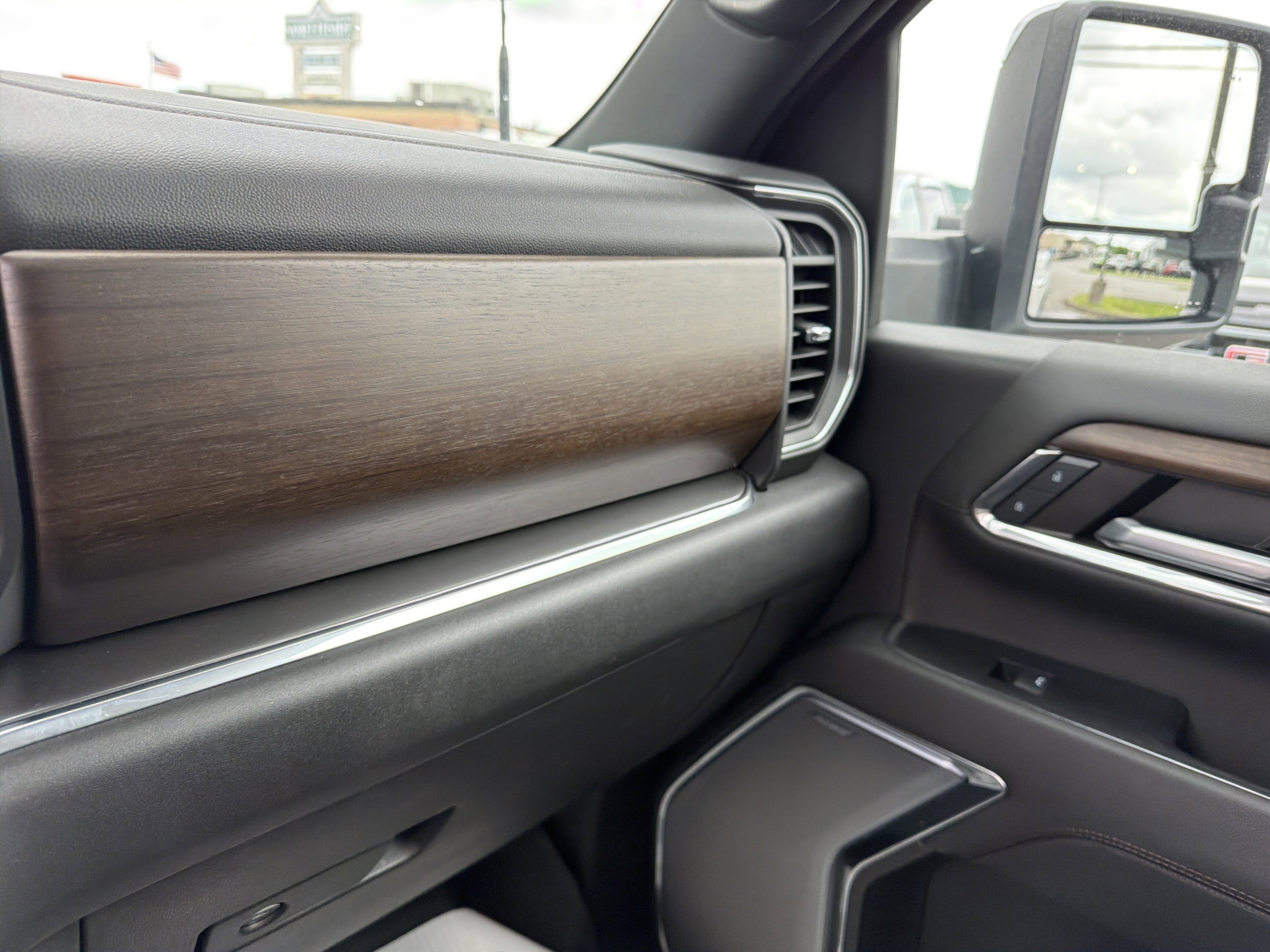 2024 Chevrolet Silverado 3500 HD High Country
