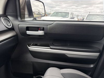 2017 Toyota Tundra 4WD SR5