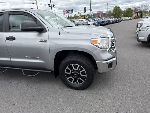 2017 Toyota Tundra 4WD SR5