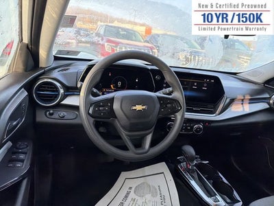 2025 Chevrolet Trax LT