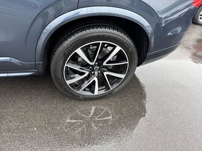 2022 Volvo XC90 Momentum