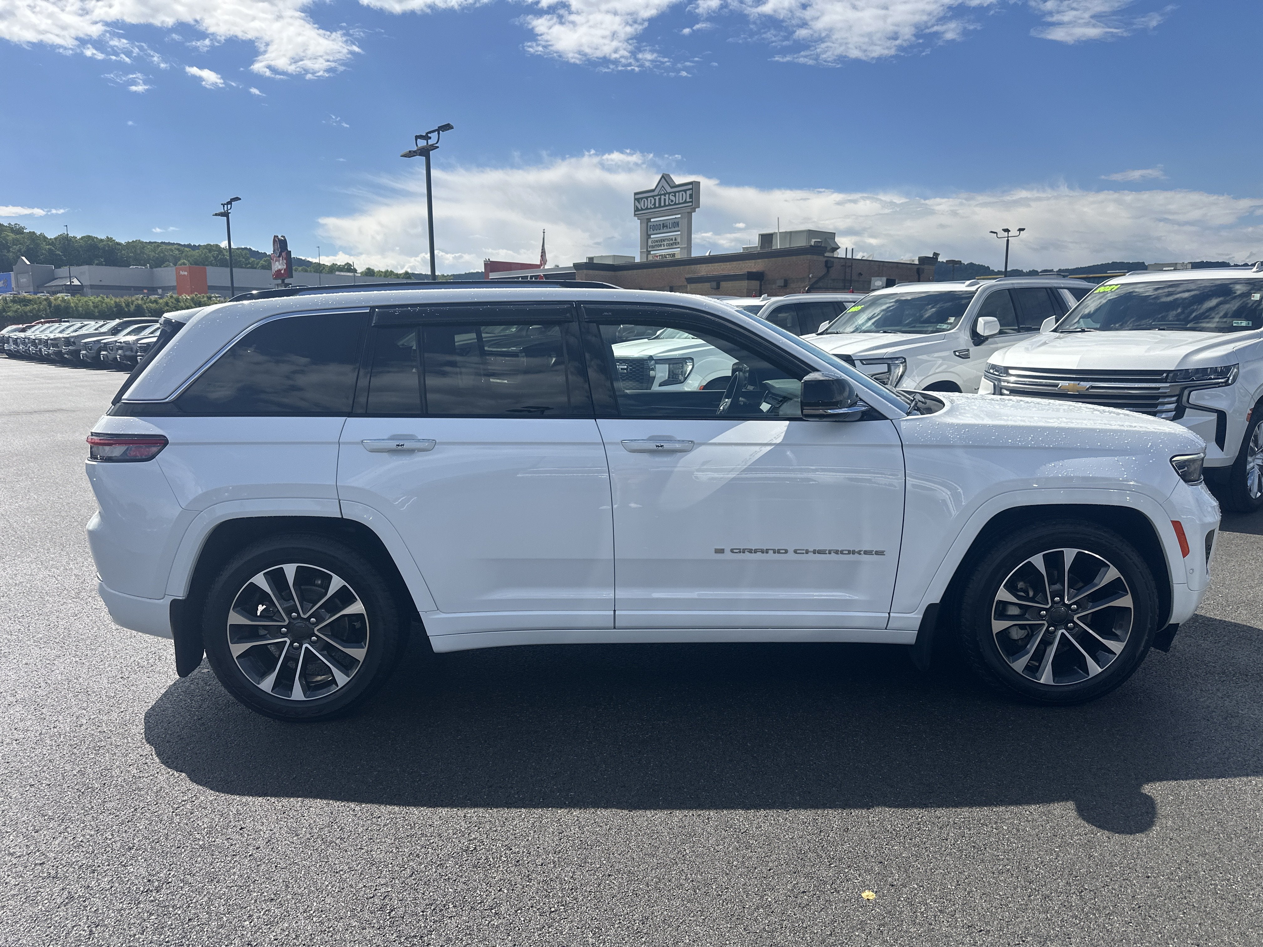 2023 Jeep Grand Cherokee Overland