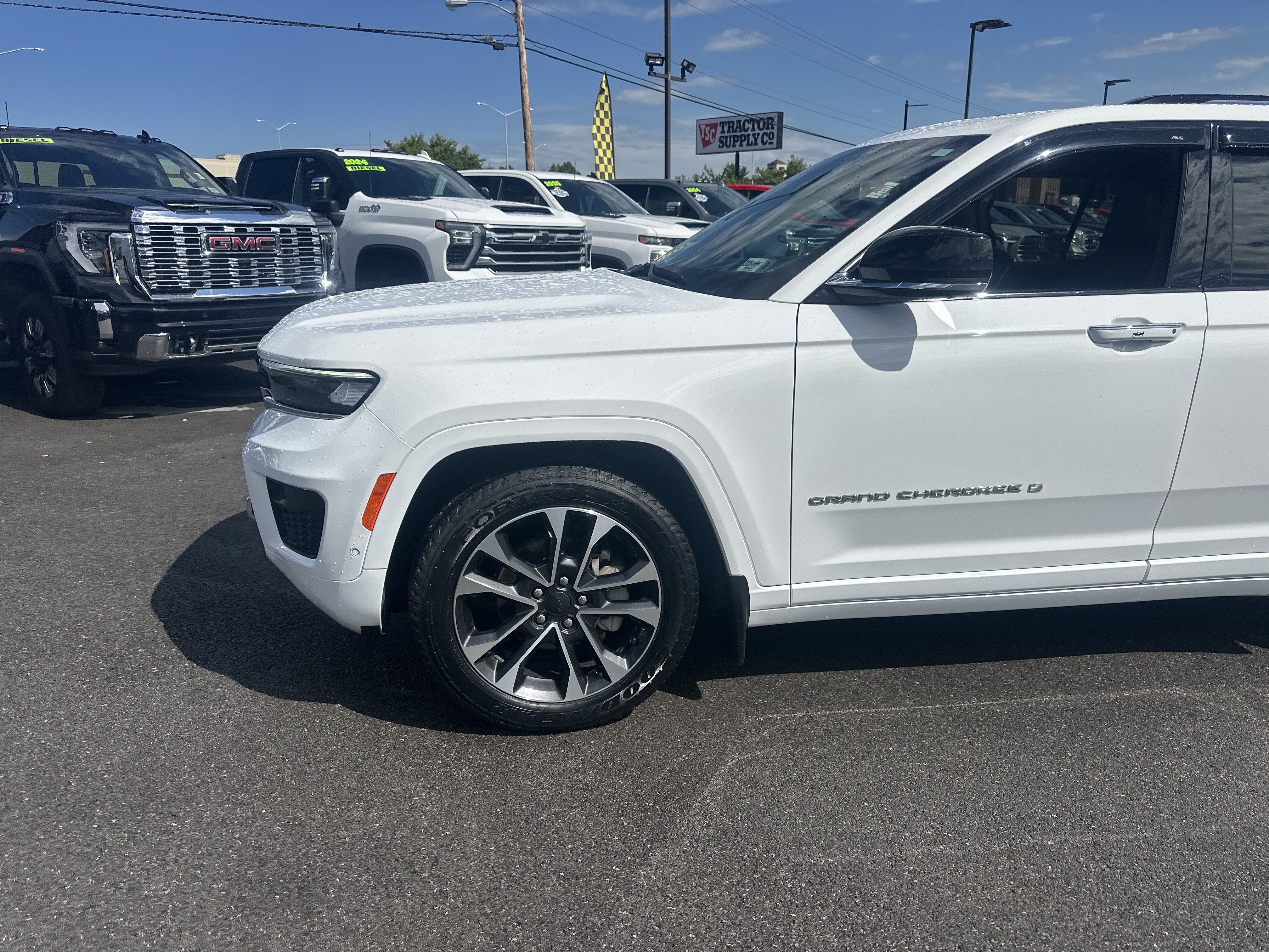 2023 Jeep Grand Cherokee Overland