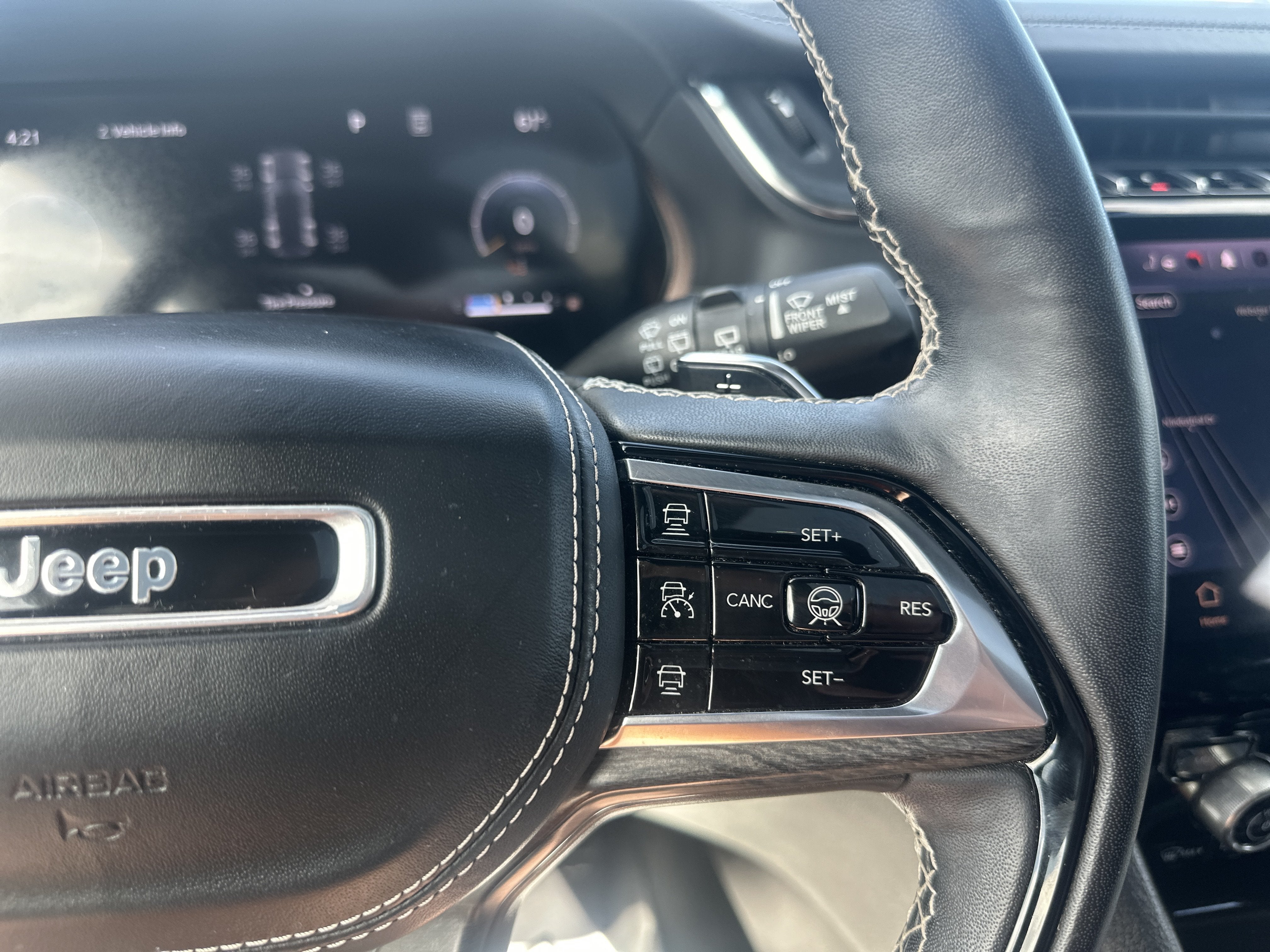 2023 Jeep Grand Cherokee Overland
