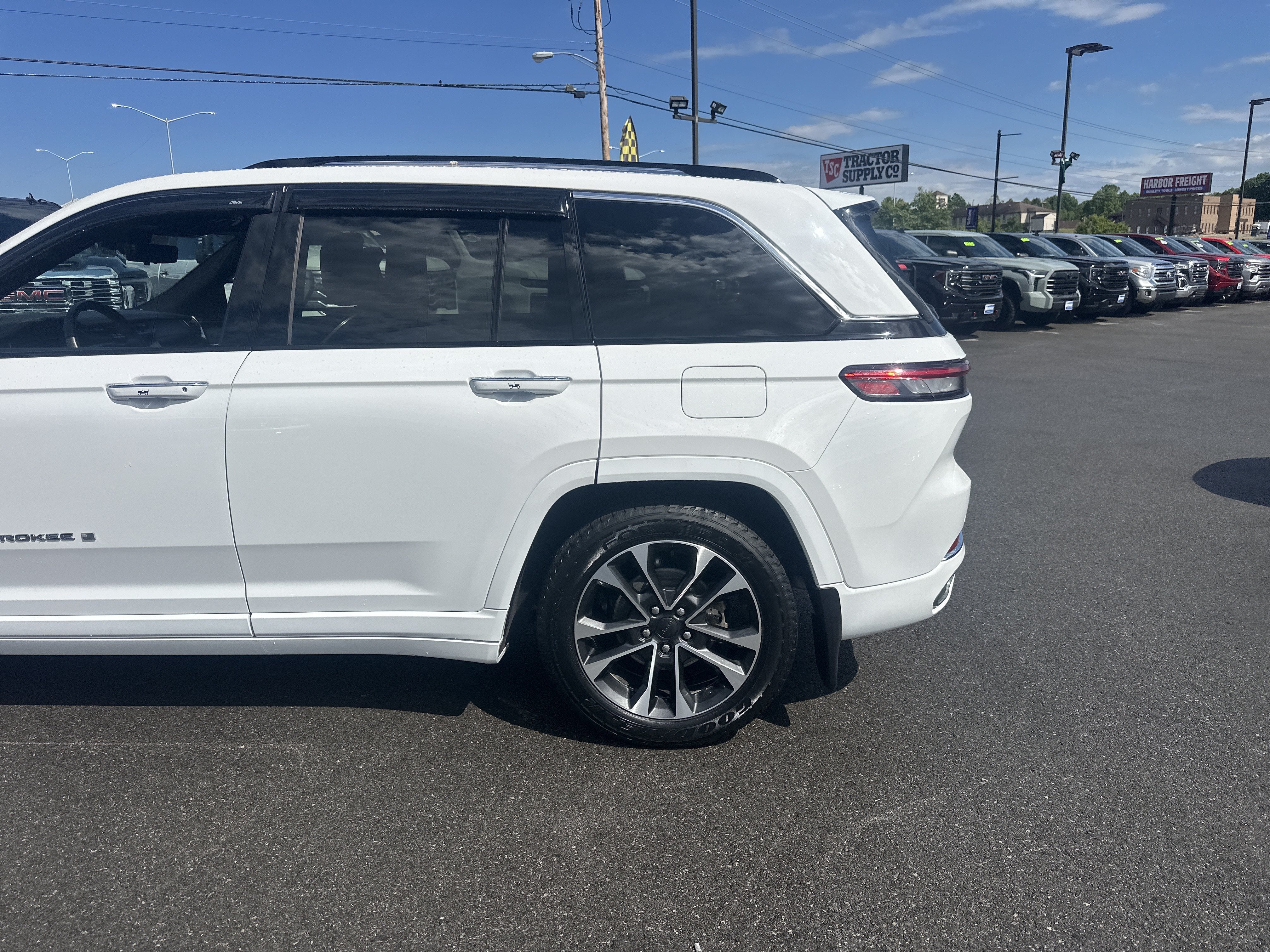 2023 Jeep Grand Cherokee Overland