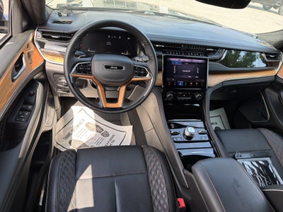 2025 Jeep Grand Cherokee L Summit Reserve
