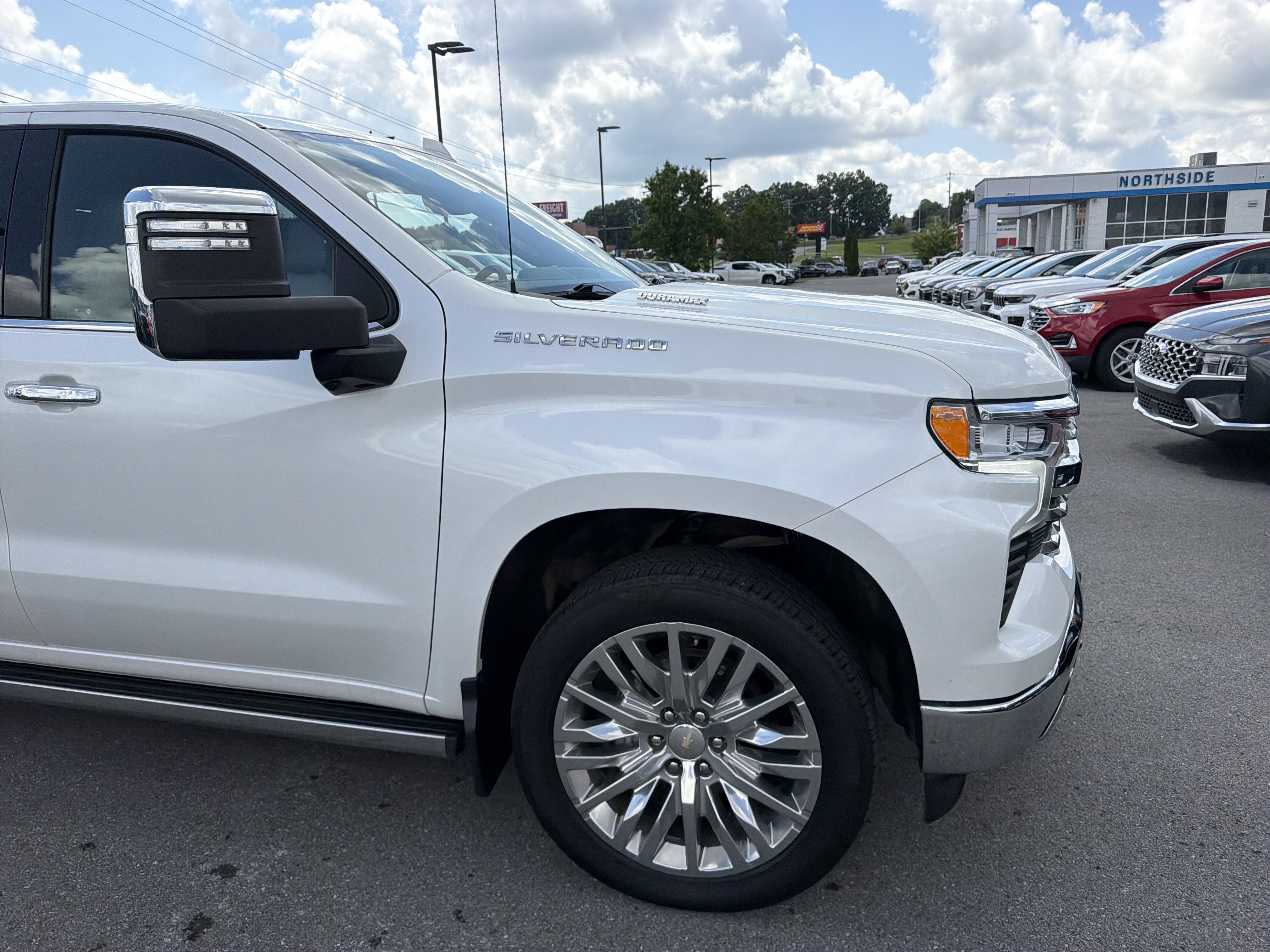 2024 Chevrolet Silverado 1500 LTZ