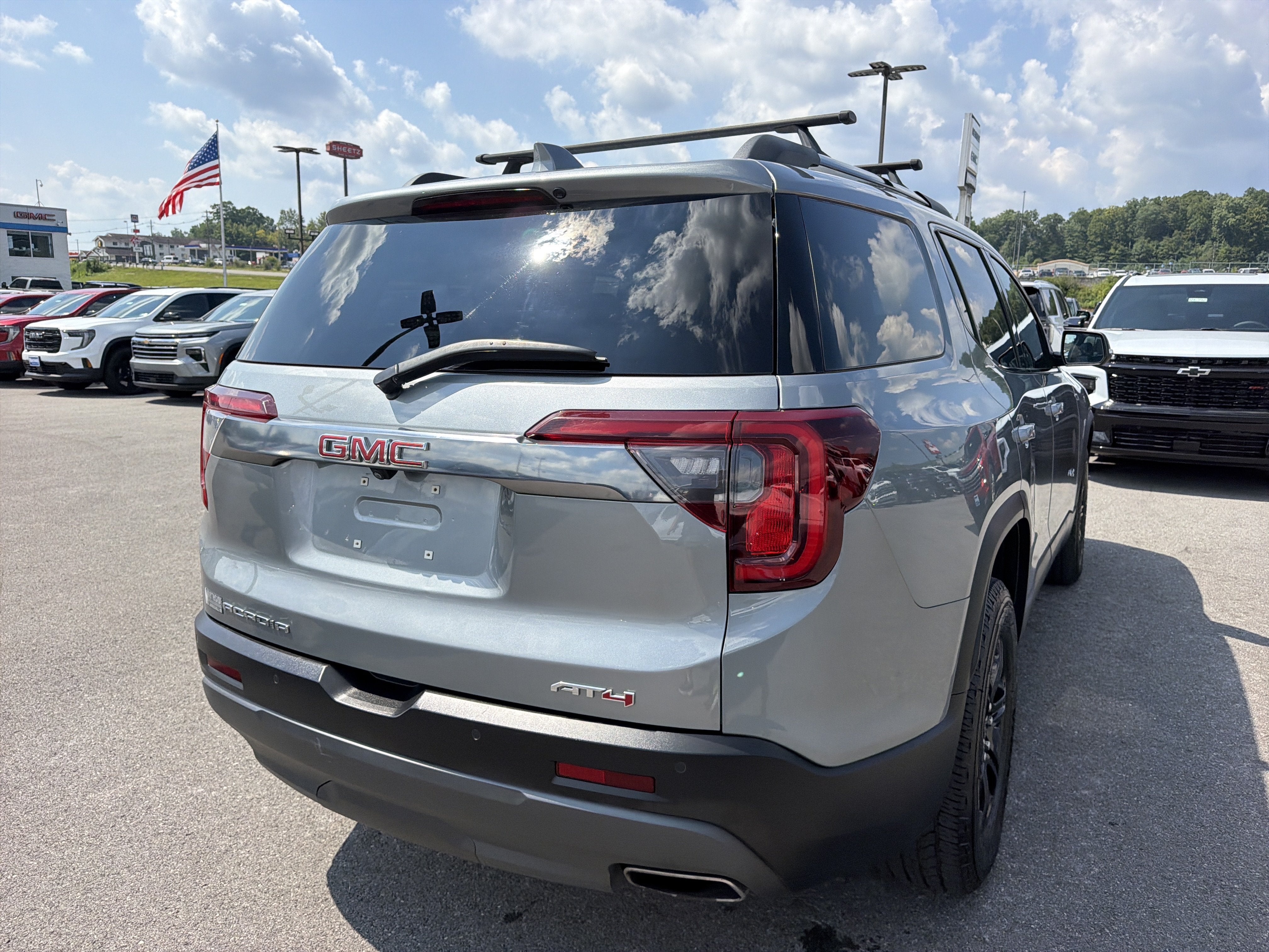2023 GMC Acadia AT4