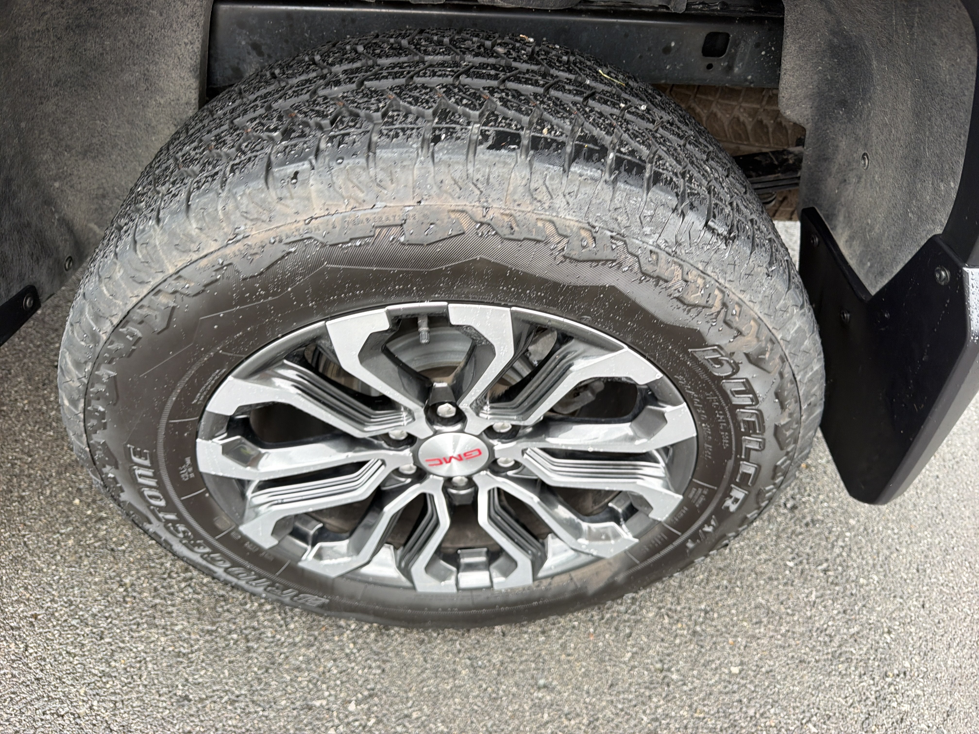 2024 GMC Canyon Denali