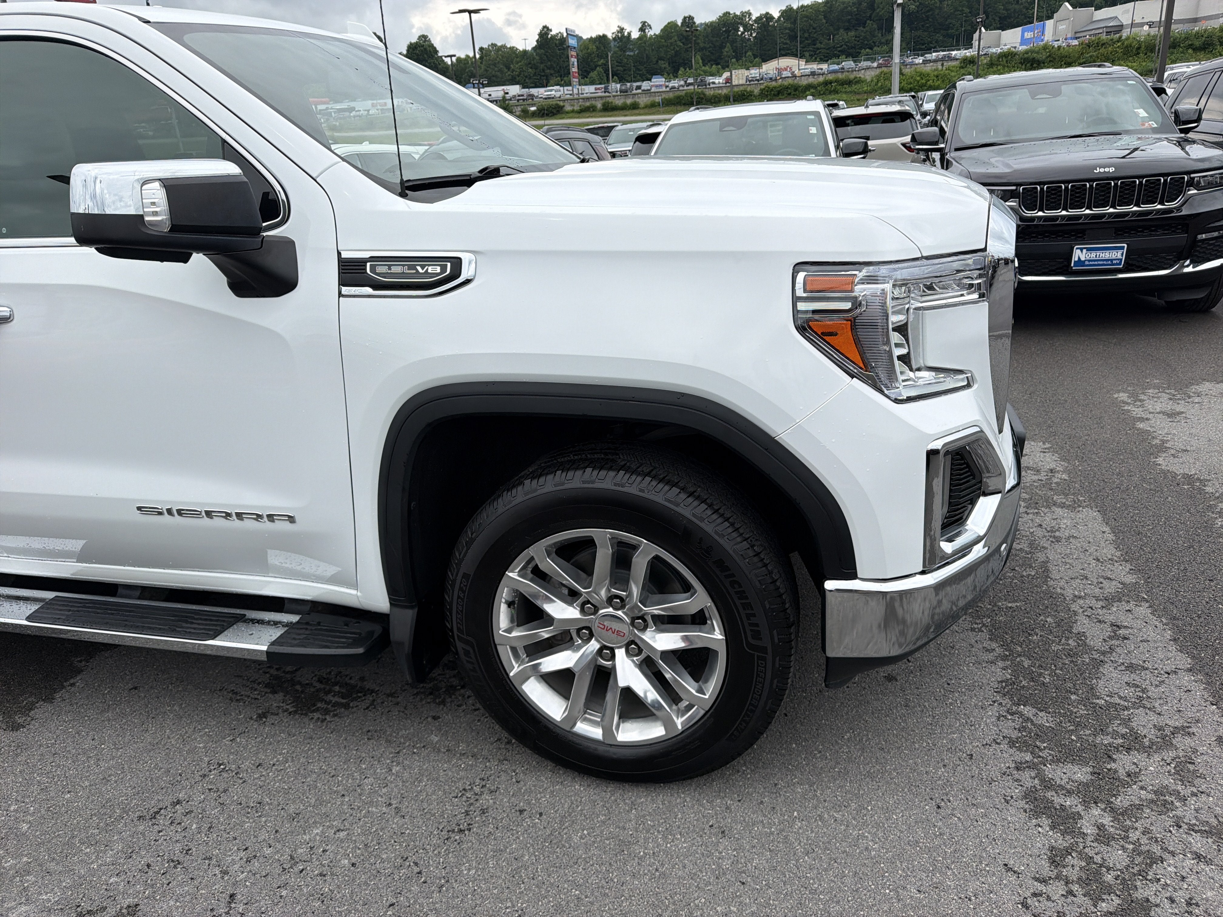 2021 GMC Sierra 1500 SLT