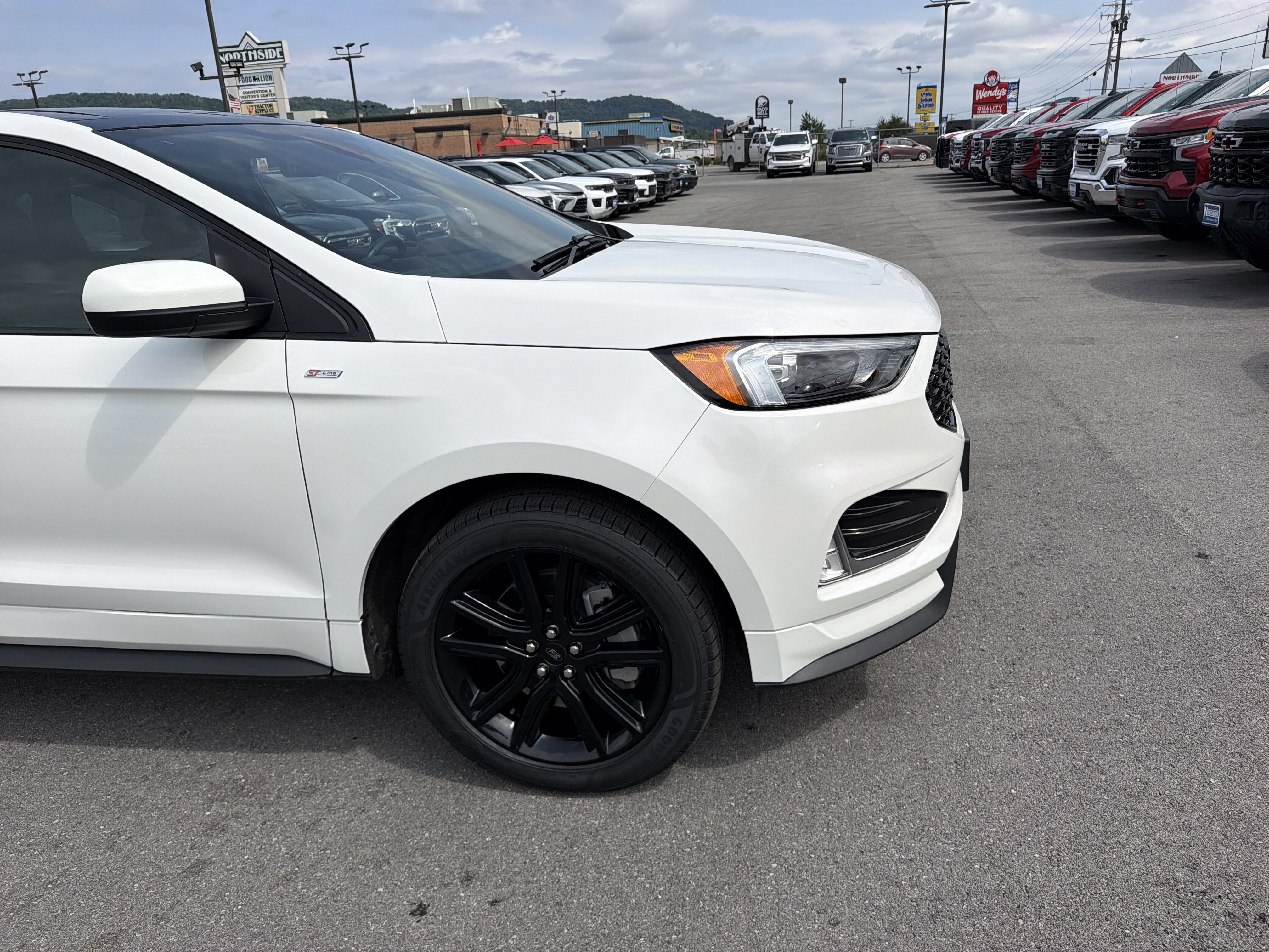 2023 Ford Edge SEL