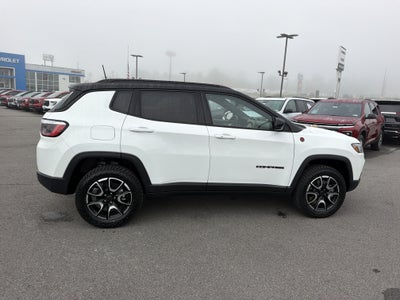 2025 Jeep Compass Trailhawk
