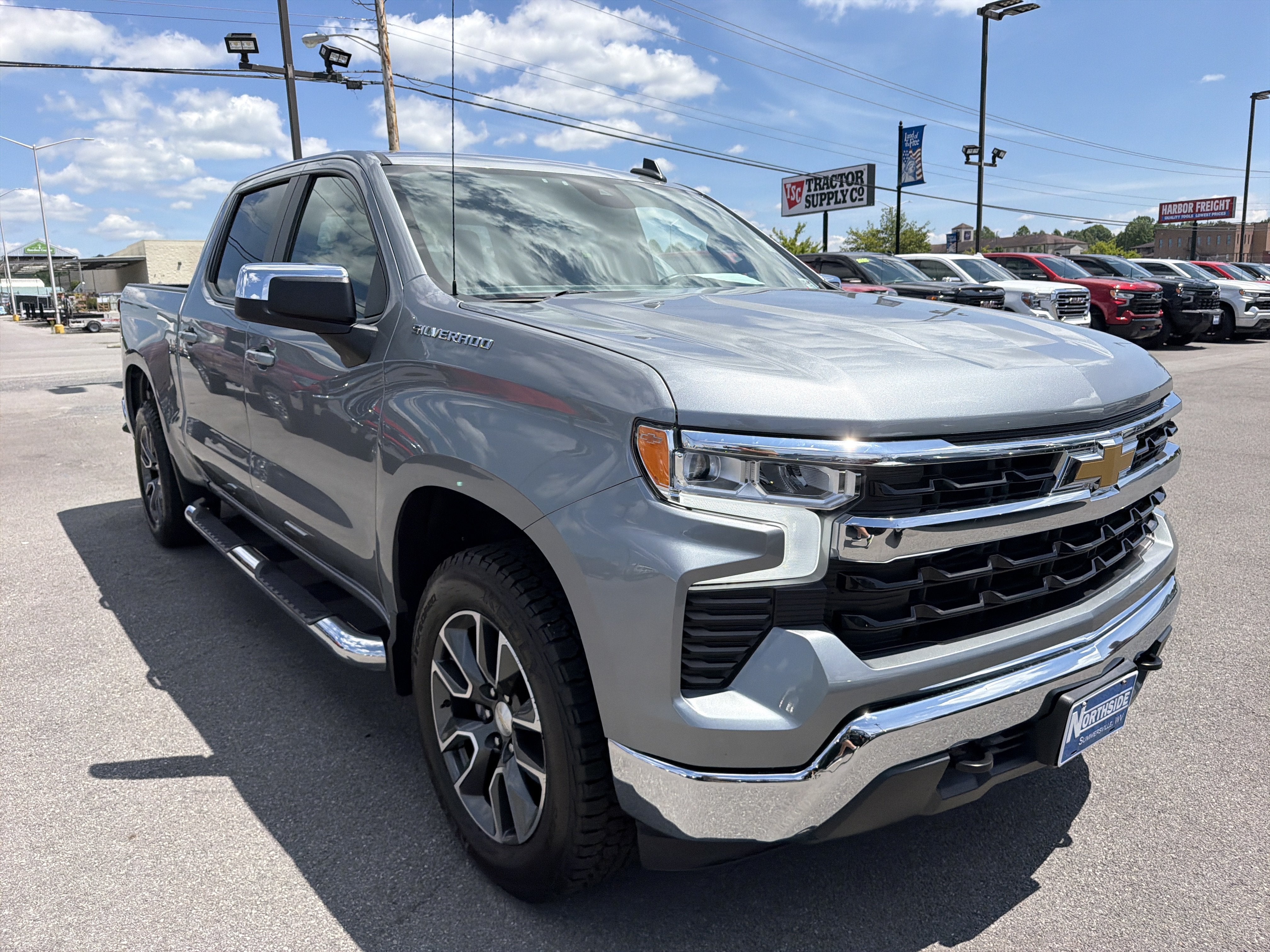 2023 Chevrolet Silverado 1500 LT (2FL)