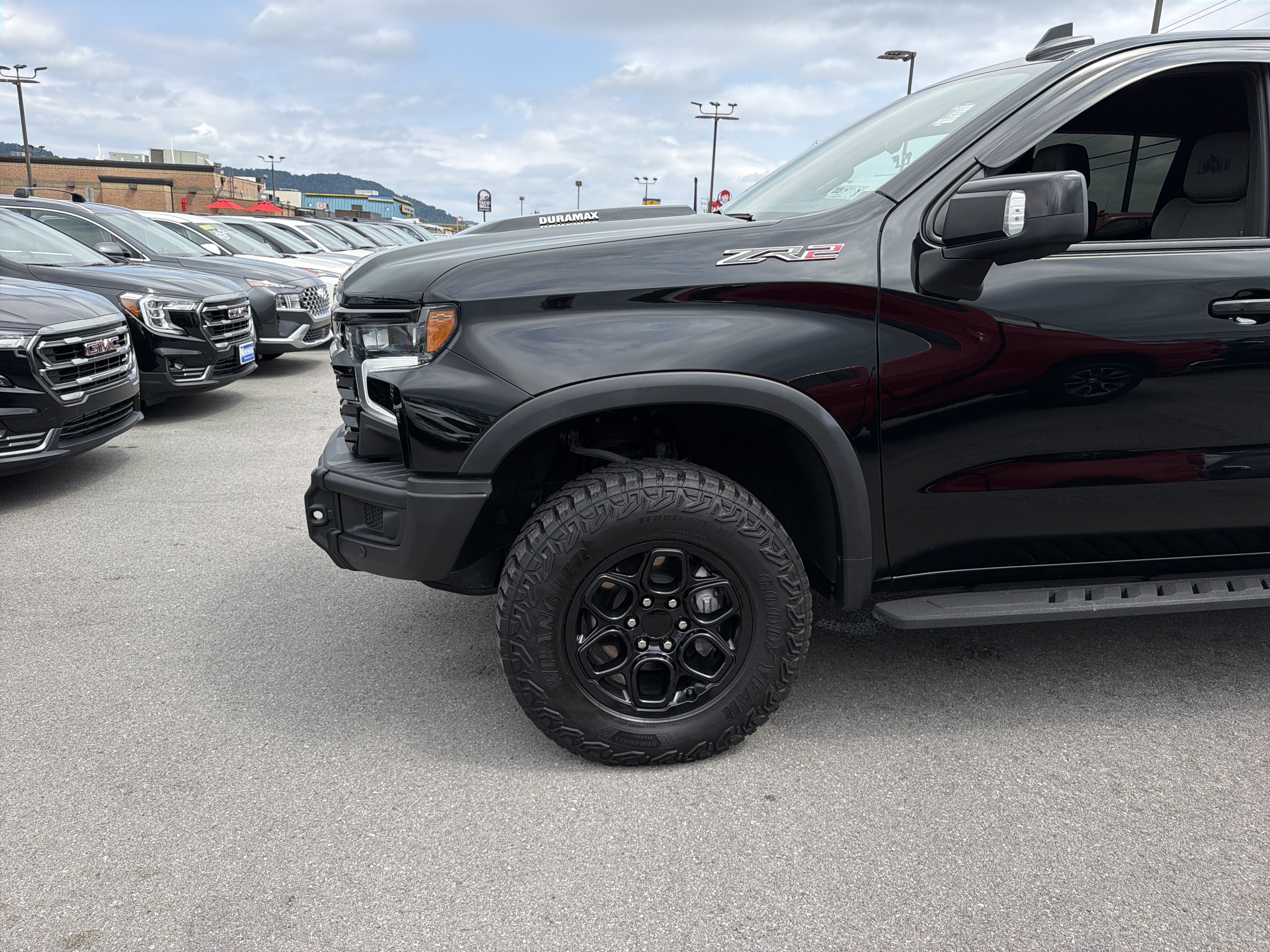 2024 Chevrolet Silverado 1500 ZR2