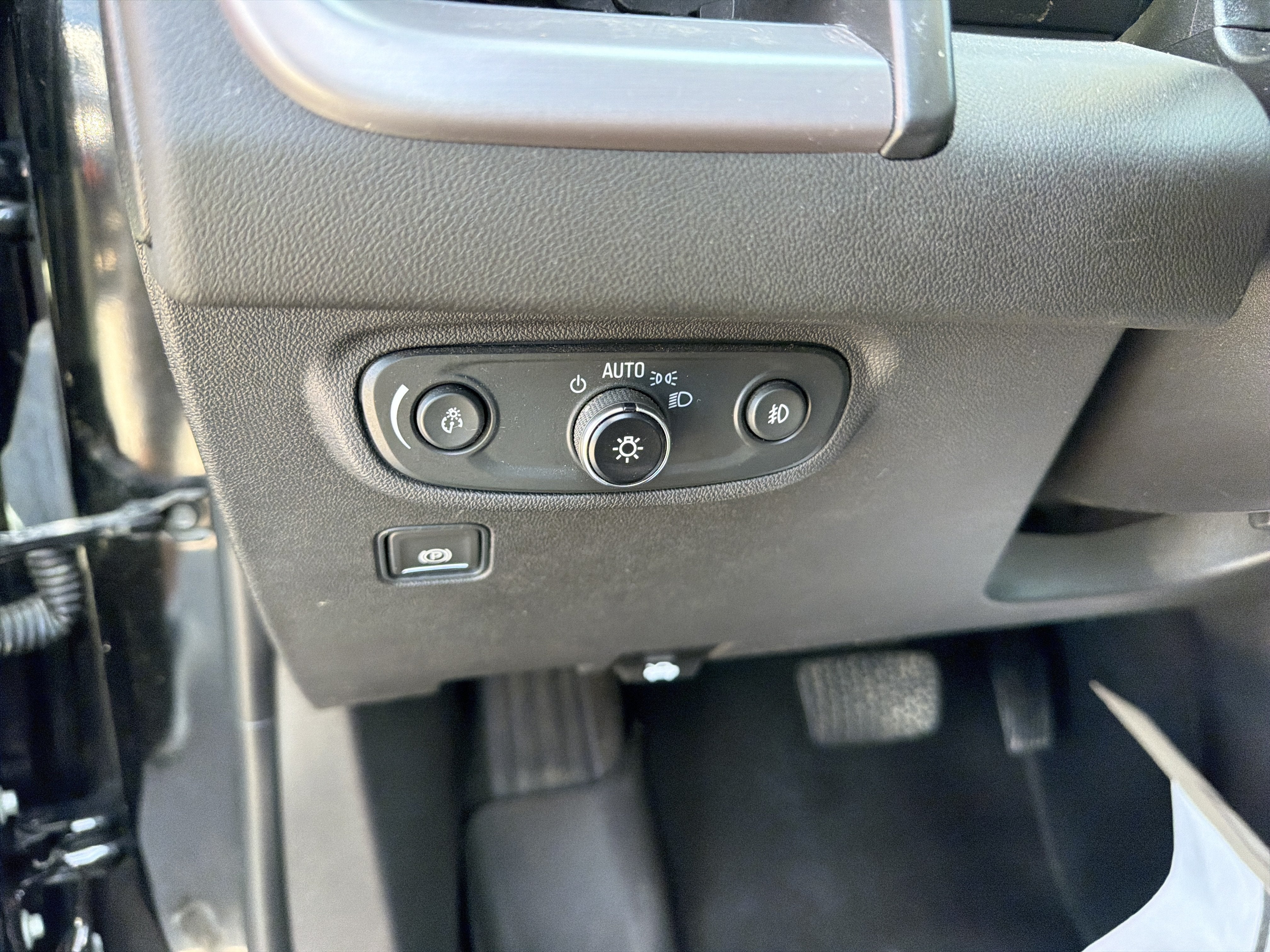 2023 GMC Terrain AT4