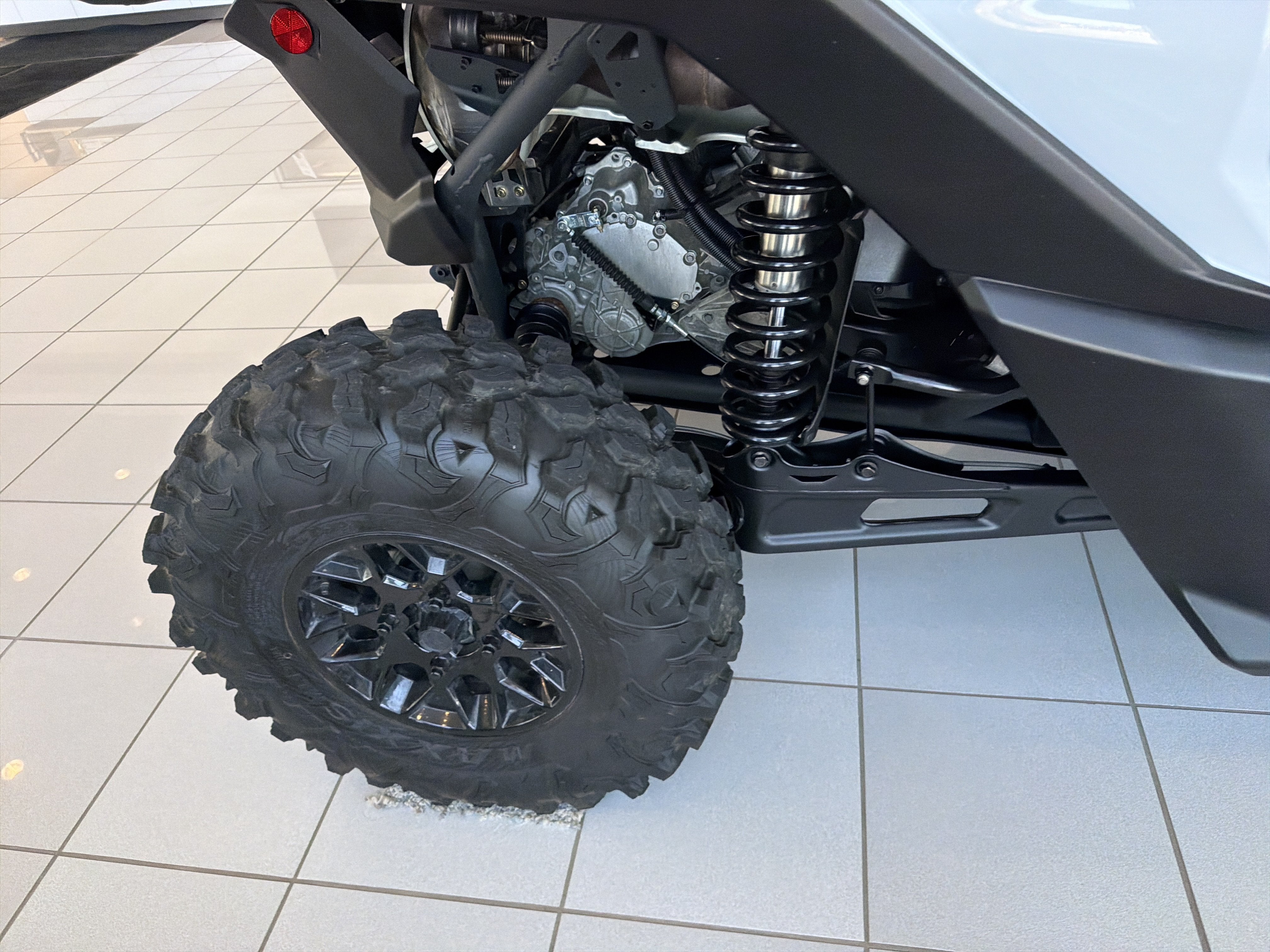 2024 BRP CAN AM DS