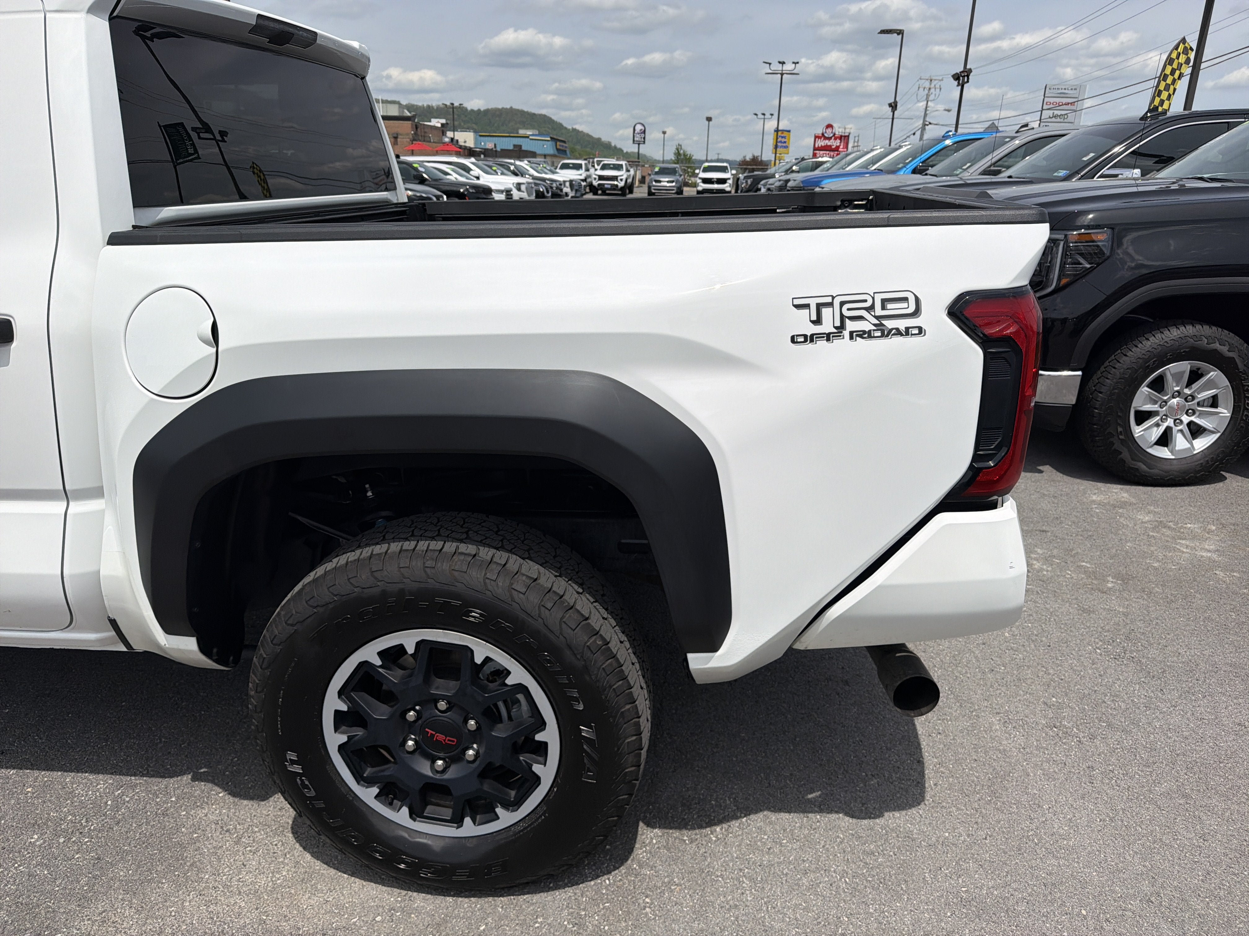 2025 Toyota Tacoma 4WD SR