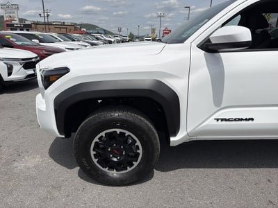 2025 Toyota Tacoma 4WD SR