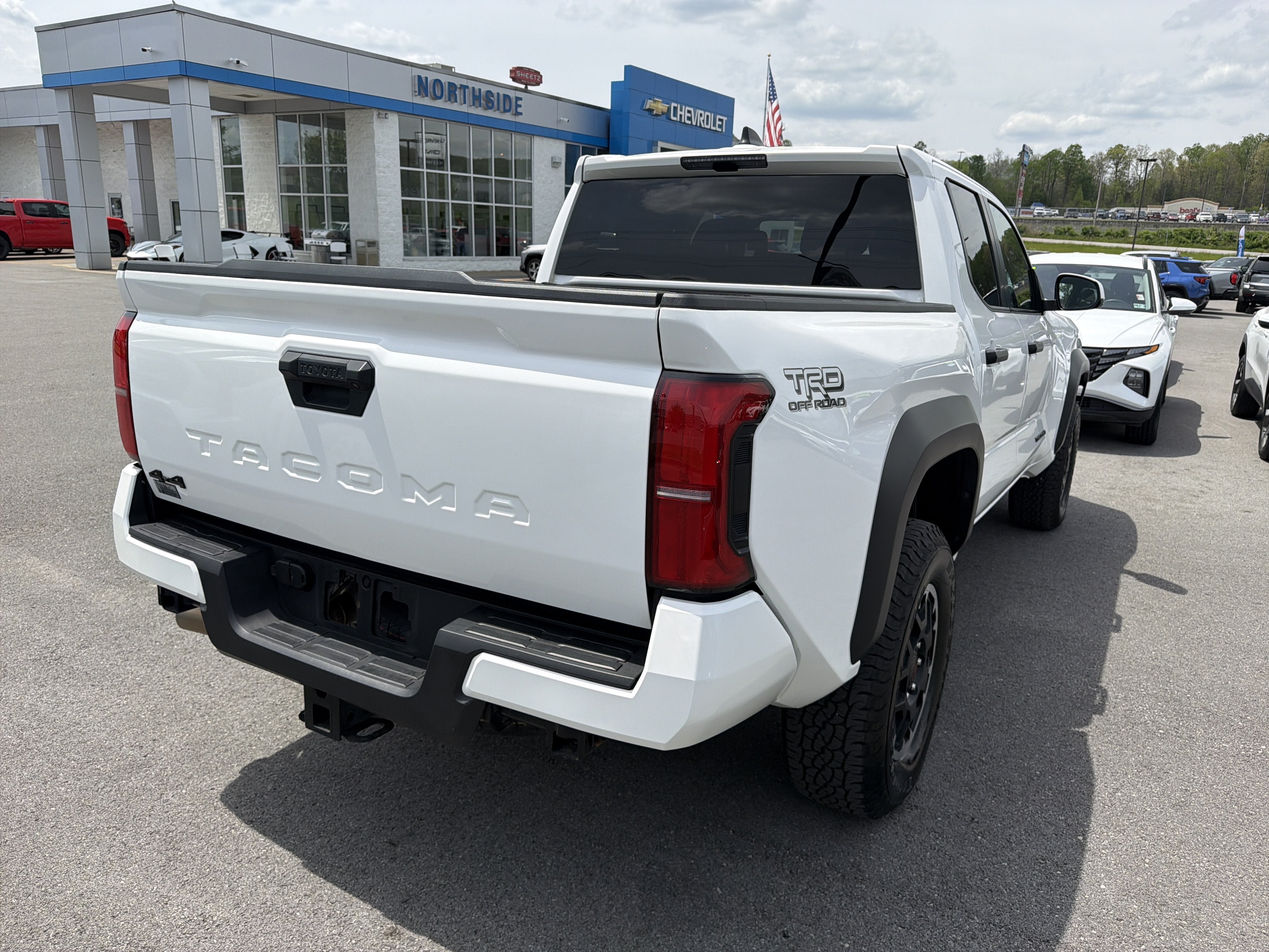 2025 Toyota Tacoma 4WD SR