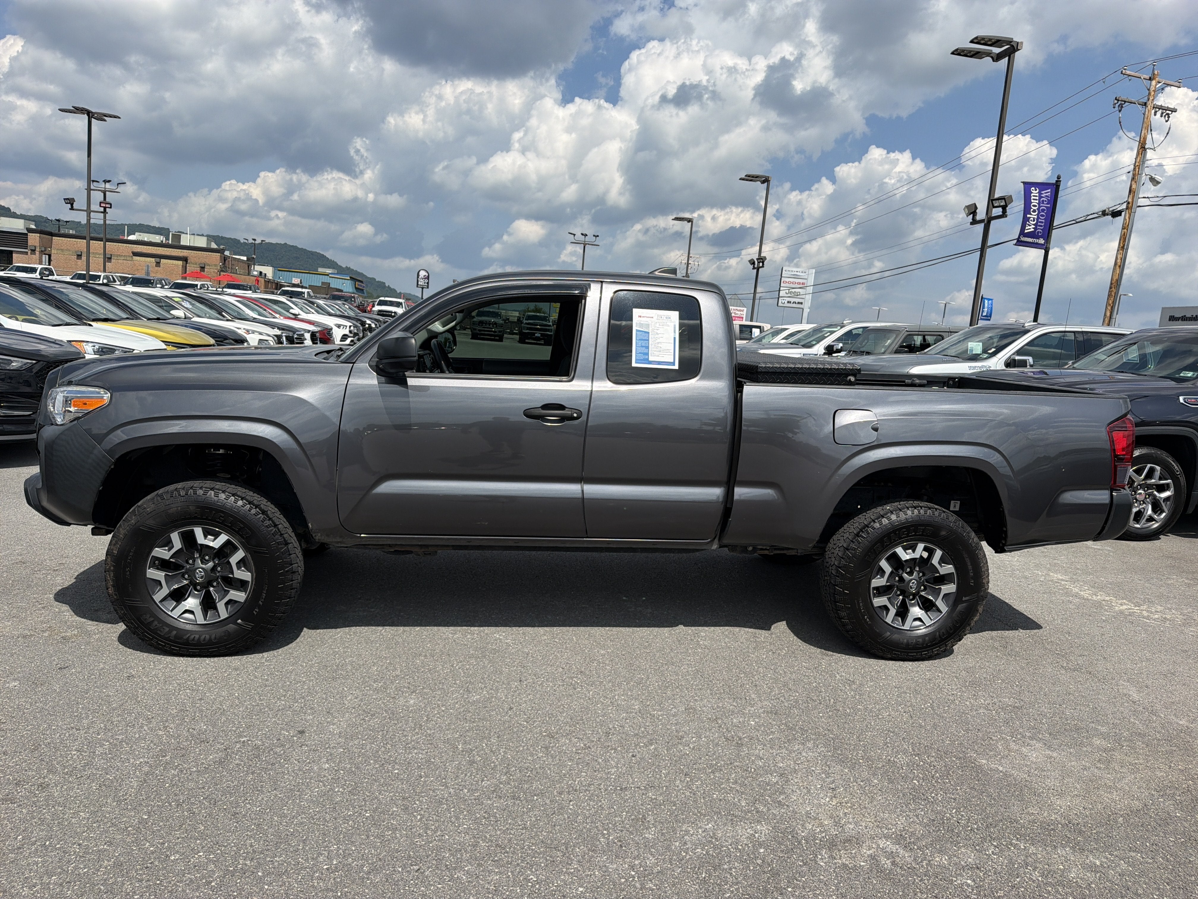 2021 Toyota Tacoma 4WD SR