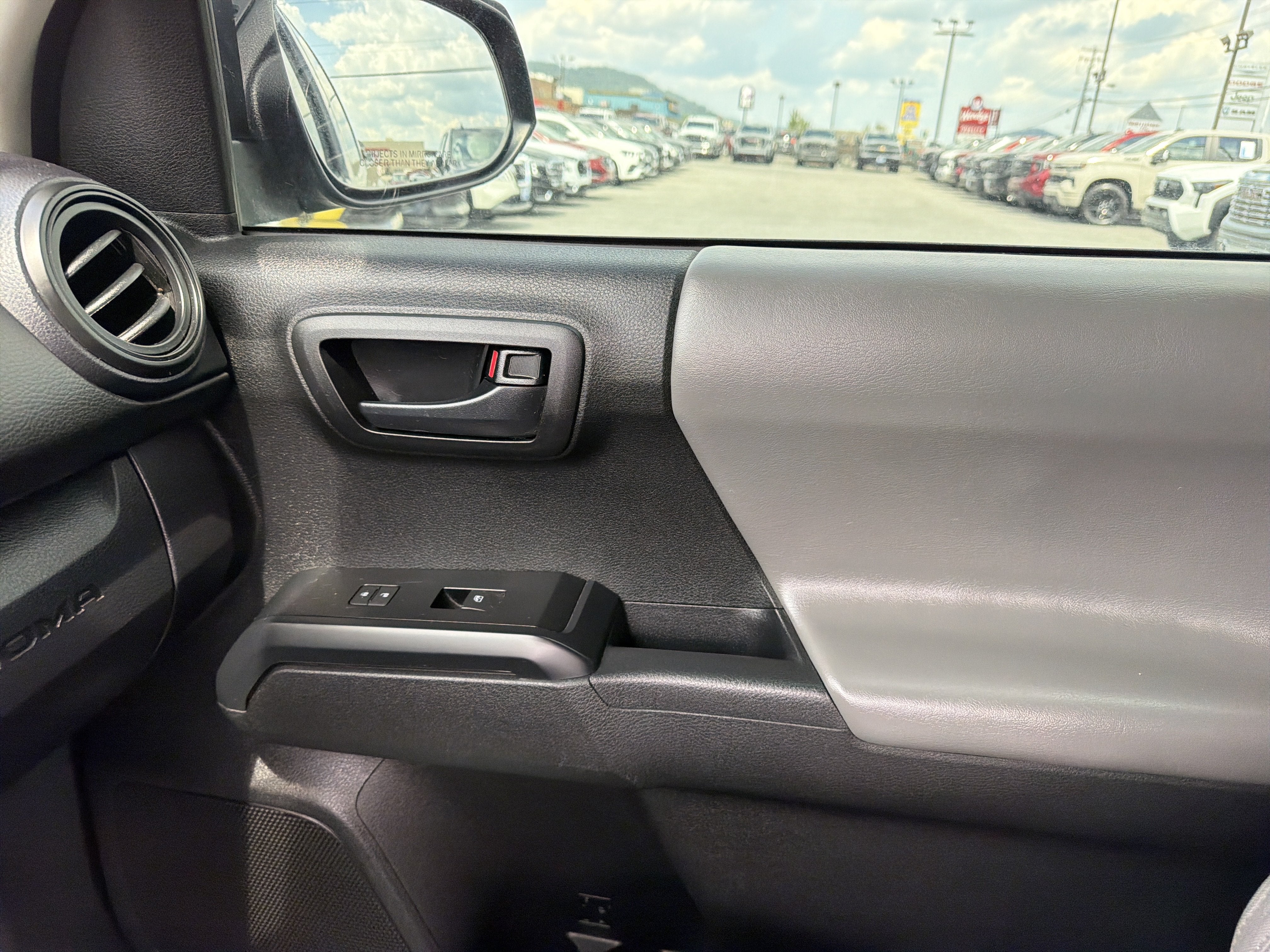2021 Toyota Tacoma 4WD SR