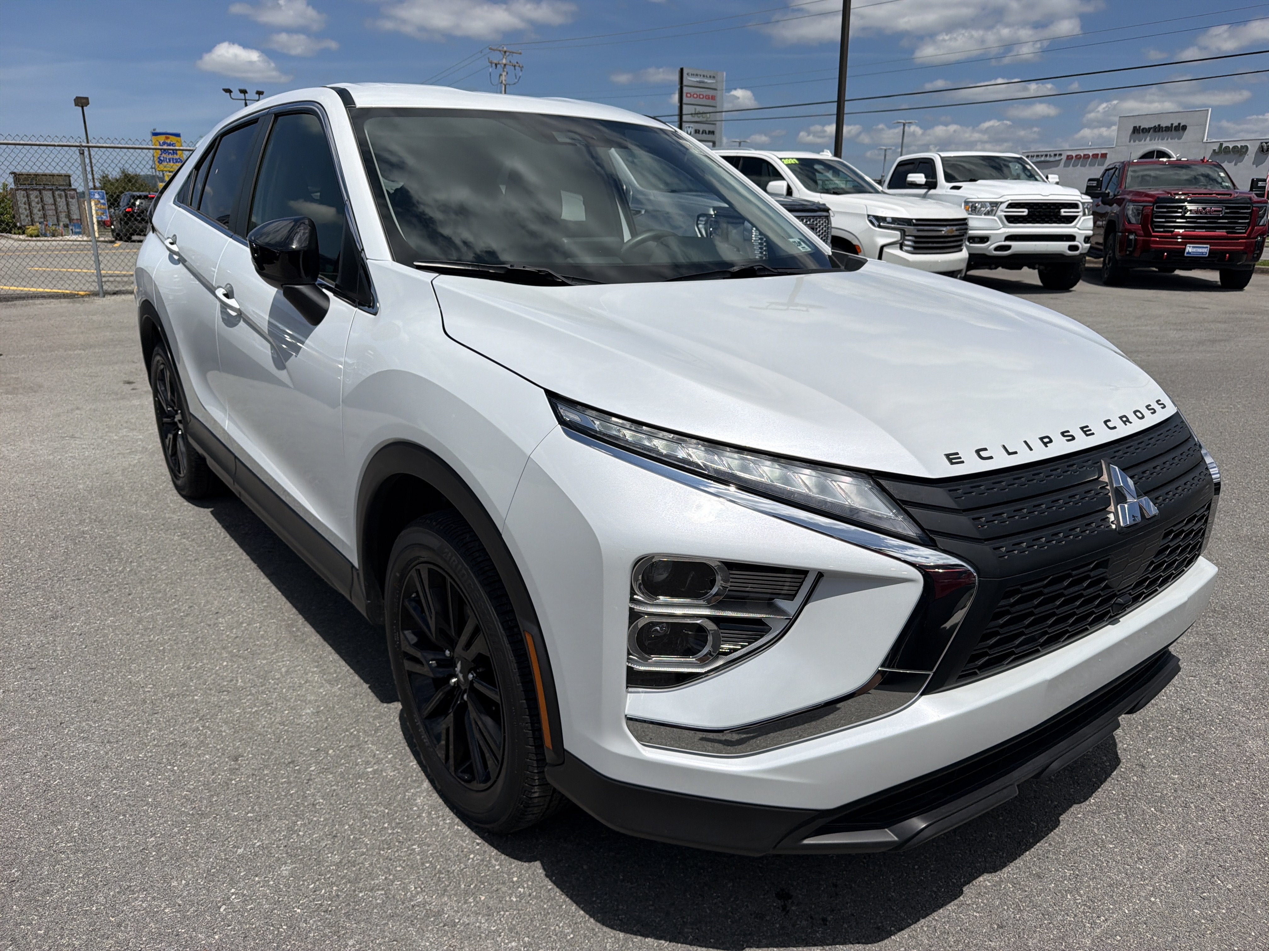 2024 Mitsubishi Eclipse Cross LE