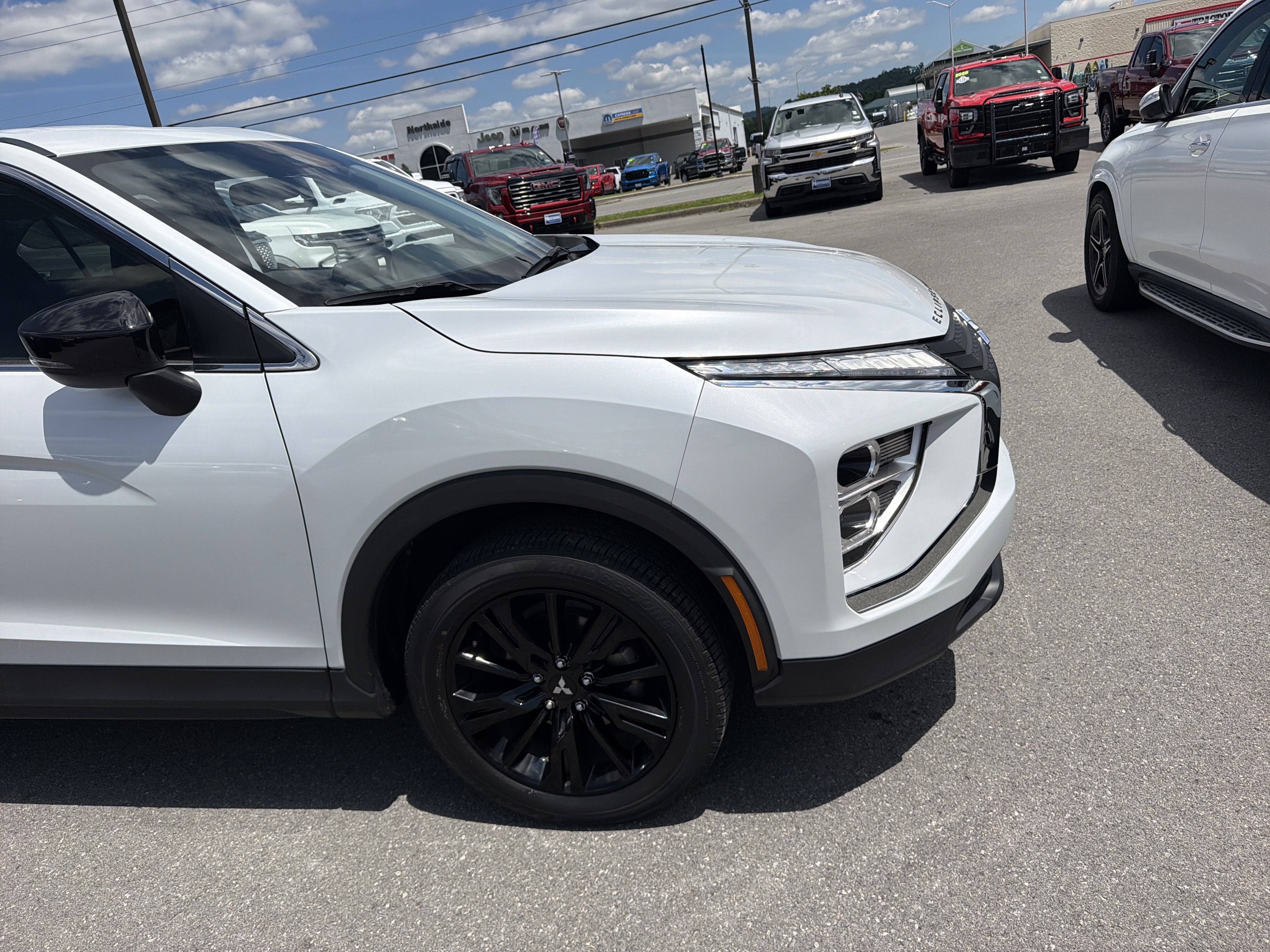 2024 Mitsubishi Eclipse Cross LE