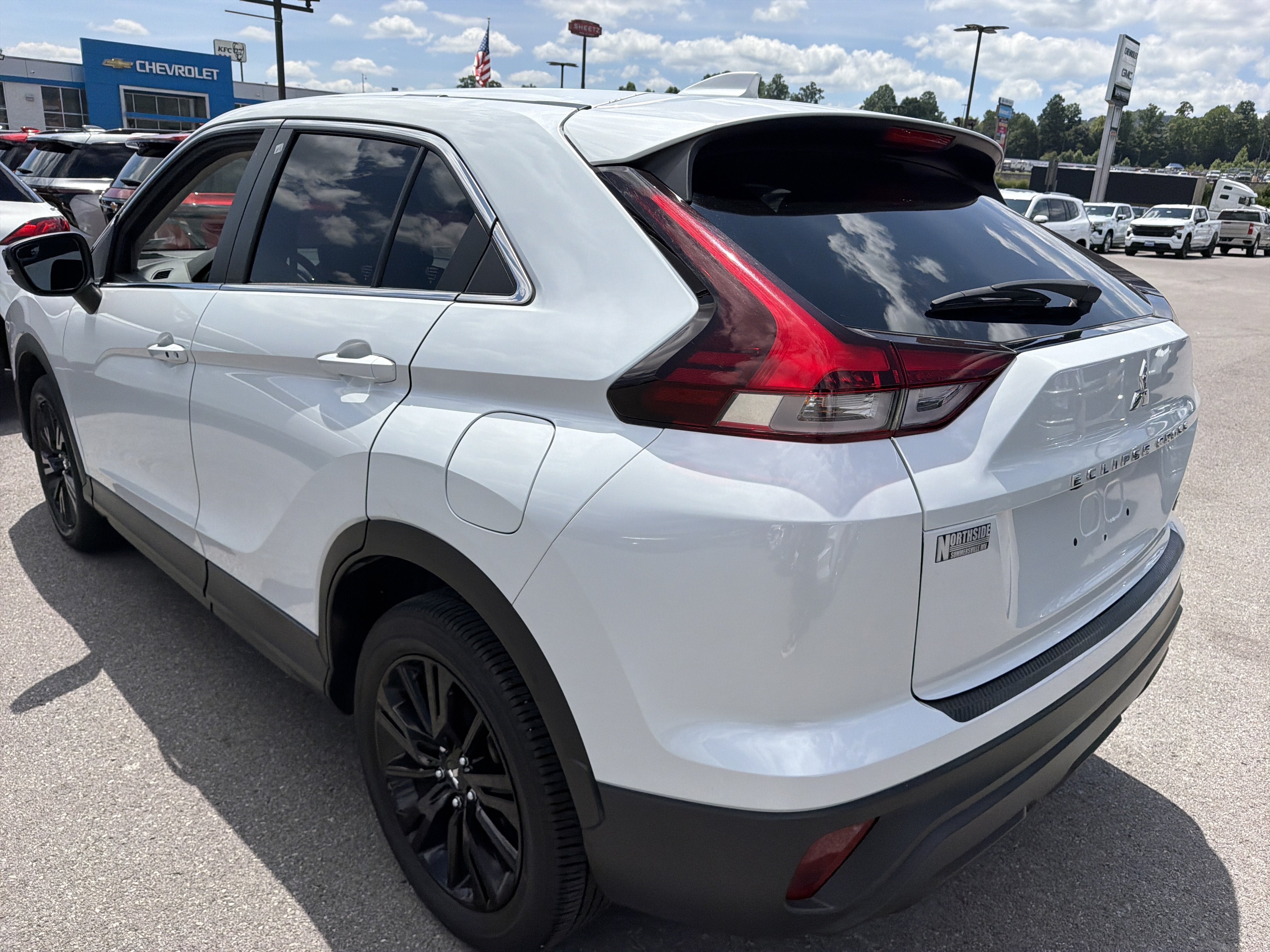 2024 Mitsubishi Eclipse Cross LE