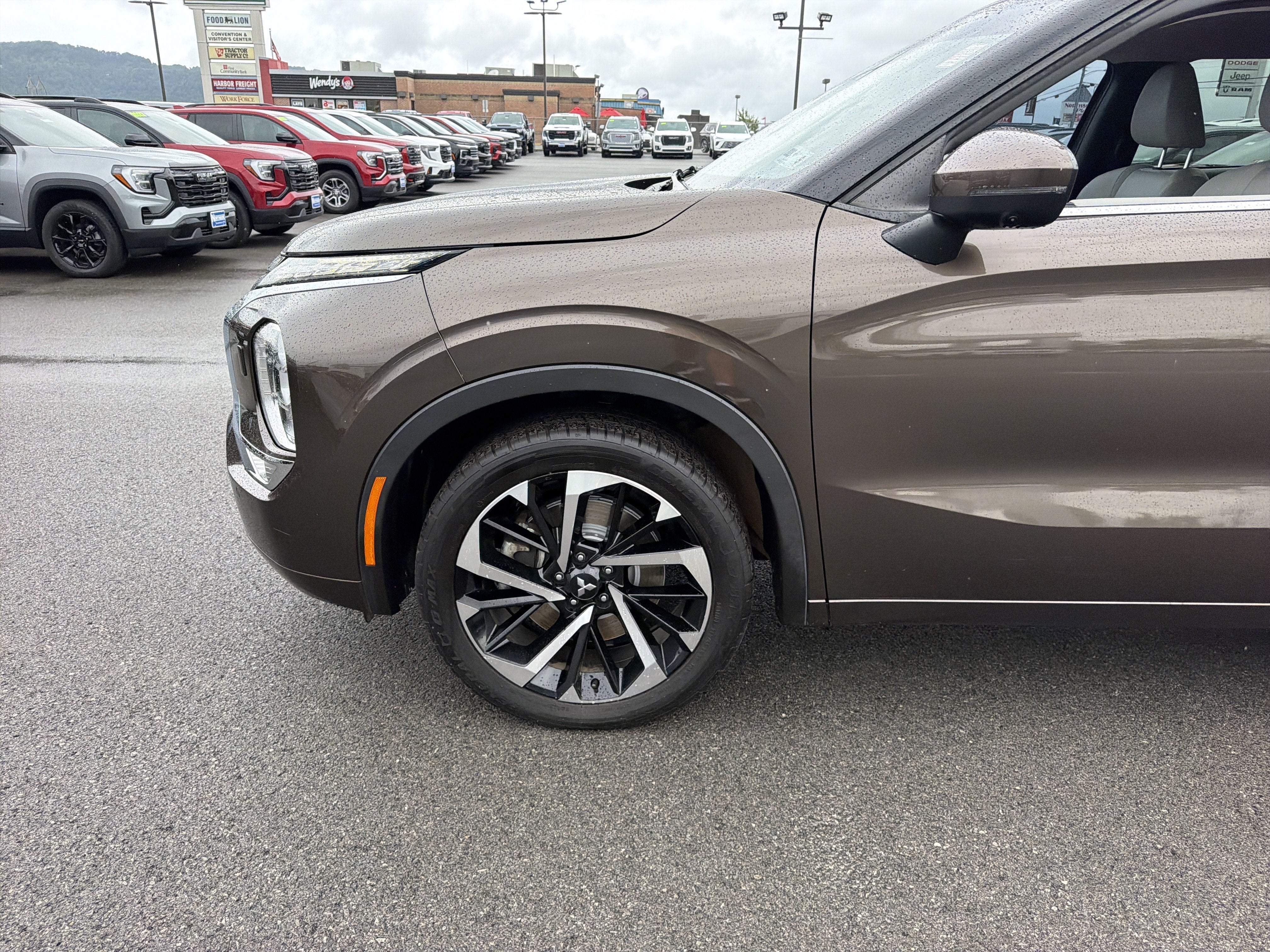 2022 Mitsubishi Outlander SEL