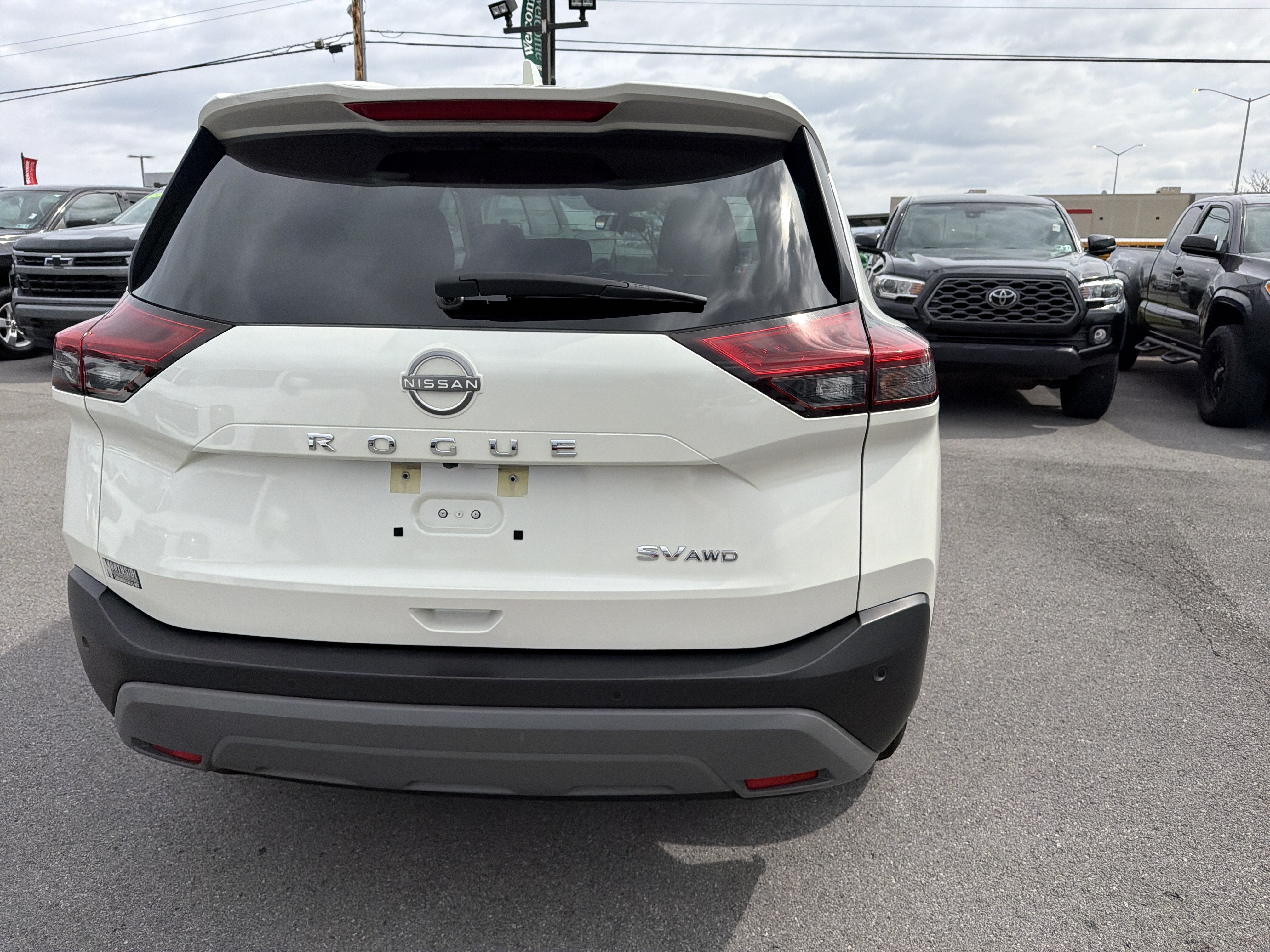 2023 Nissan Rogue SV