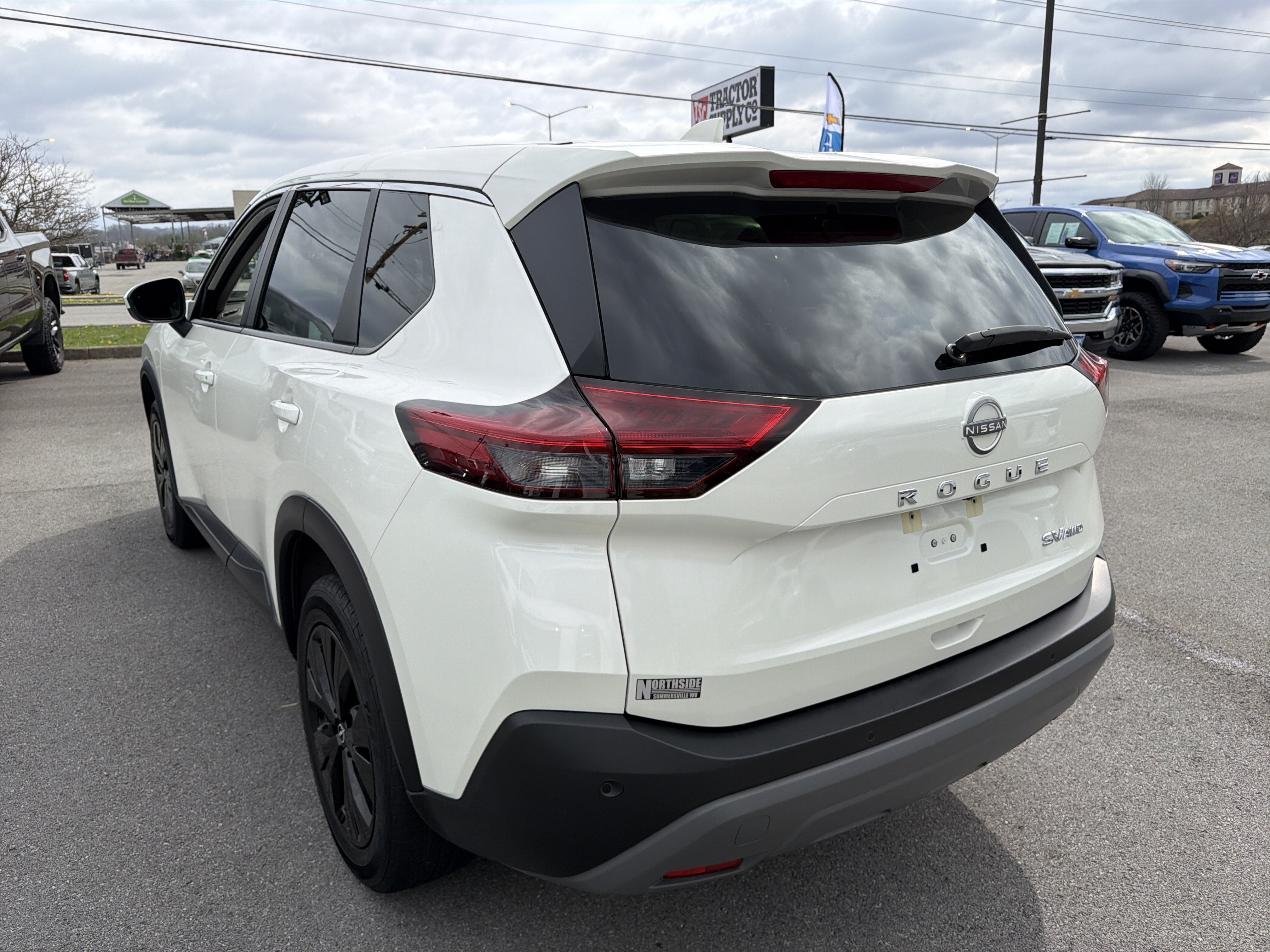 2023 Nissan Rogue SV