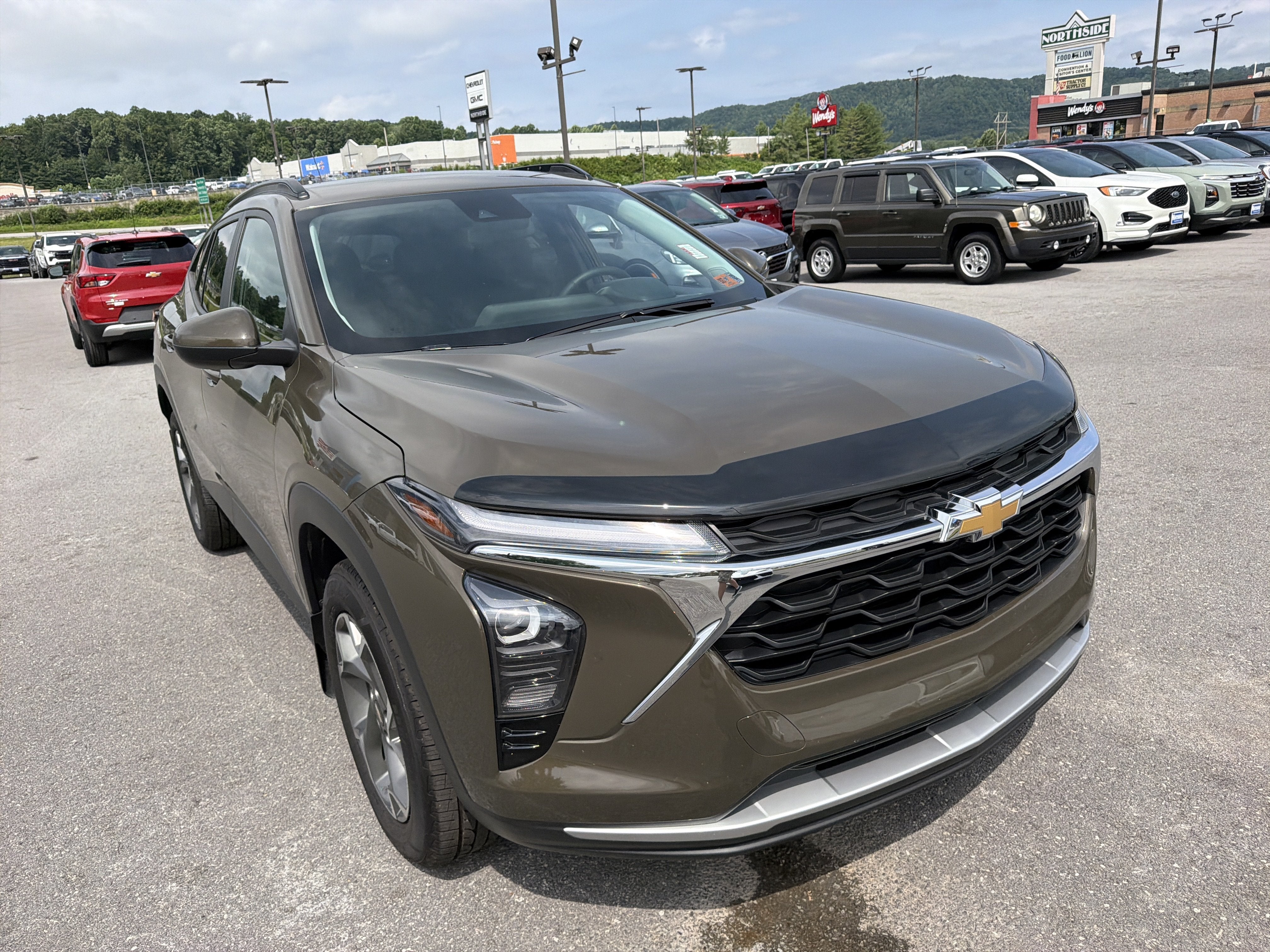 2024 Chevrolet Trax LT
