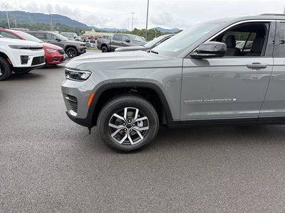 2027 Jeep Grand Cherokee Laredo X