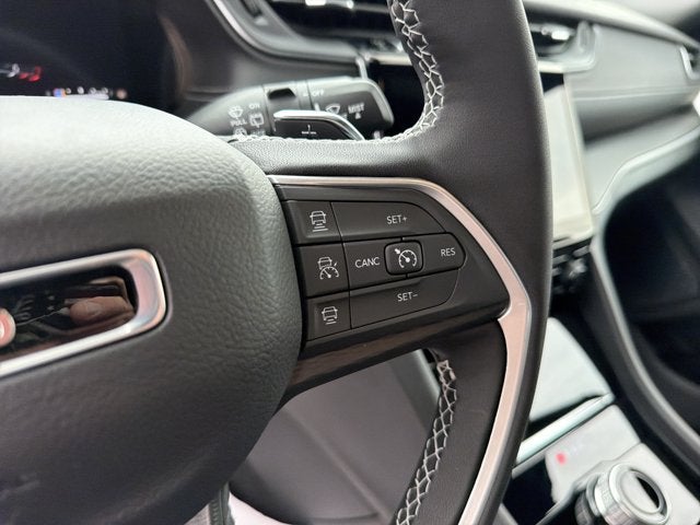 2027 Jeep Grand Cherokee Laredo X