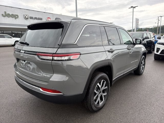 2027 Jeep Grand Cherokee Laredo X