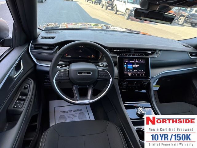 2026 Jeep Grand Cherokee GRAND CHEROKEE LAREDO X 4X4