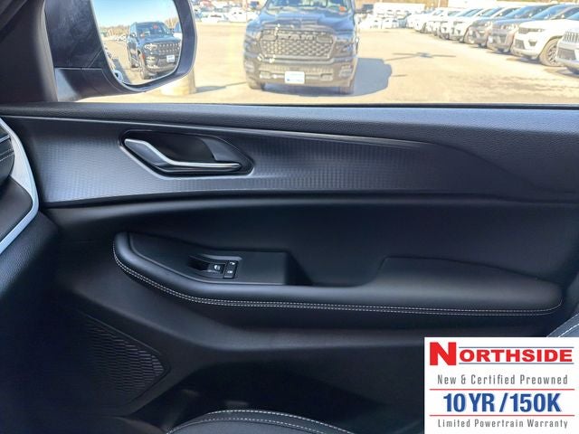 2026 Jeep Grand Cherokee GRAND CHEROKEE LAREDO X 4X4