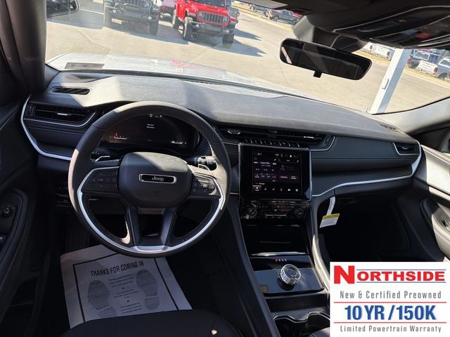 2026 Jeep Grand Cherokee GRAND CHEROKEE LAREDO X 4X4