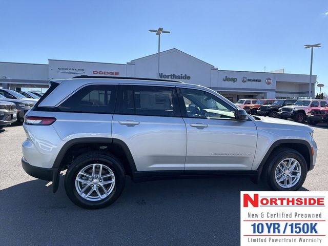 2026 Jeep Grand Cherokee GRAND CHEROKEE LAREDO X 4X4