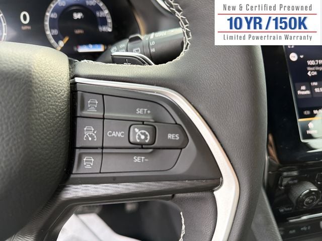 2025 Jeep Grand Cherokee Laredo X 4x4