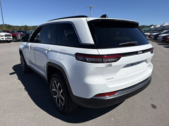 2027 Jeep Grand Cherokee Laredo X