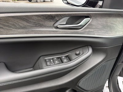 2027 Jeep Grand Cherokee Laredo Altitude