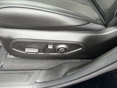 2027 Jeep Grand Cherokee Laredo Altitude