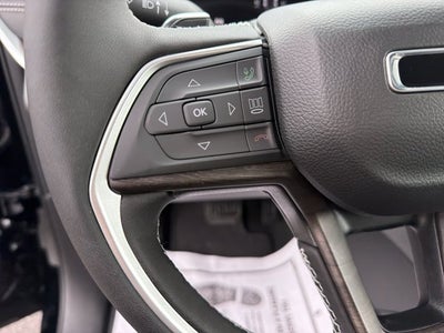 2027 Jeep Grand Cherokee Laredo Altitude