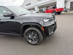 2027 Jeep Grand Cherokee Laredo Altitude