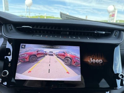 2026 Jeep Grand Cherokee Laredo Altitude
