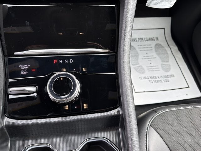 2027 Jeep Grand Cherokee Laredo Altitude